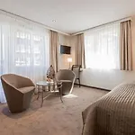 Mistral Superior Hotel