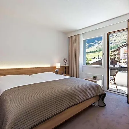 Mistral Superior 3*