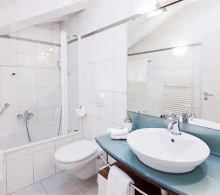 Mistral Superior فندق