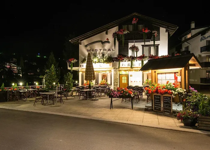 酒店 米斯特拉尔高级酒店 萨斯费