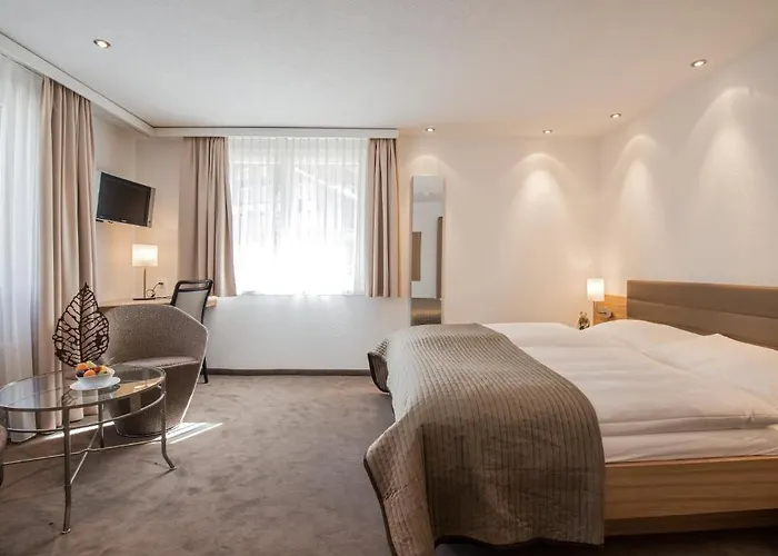 Otel Mistral Superior 3*